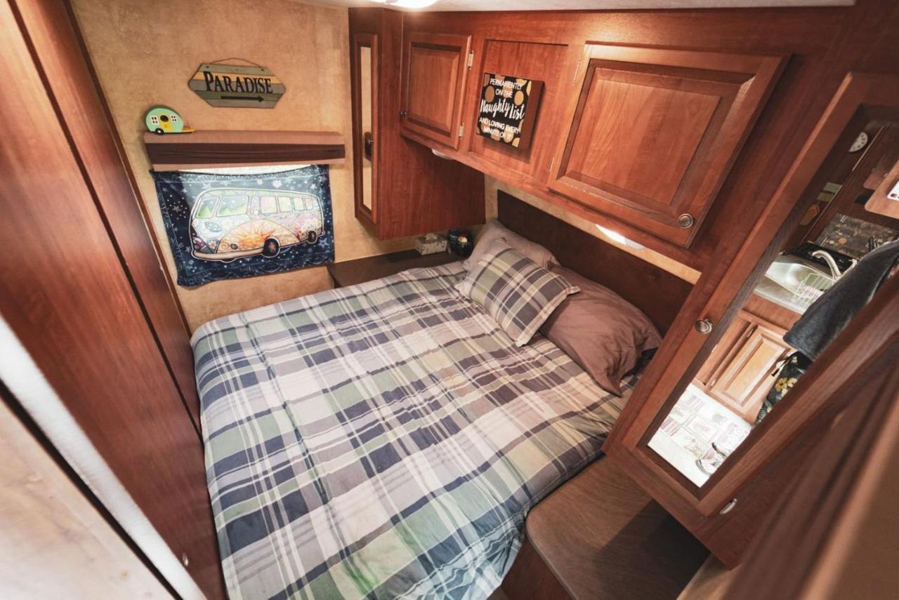Rv Adventure Roscoe Pet Friendly Ξενοδοχείο Εξωτερικό φωτογραφία